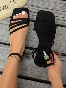 低帮夏季凉鞋，白色仿珍珠装饰沙滩凉鞋，女式低跟角斗士凉鞋 - 黑色 - 查看 5