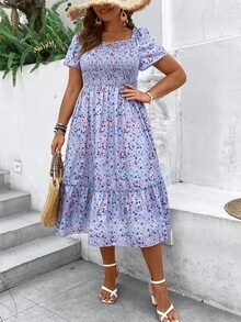 Plus Size Ditsy Floral Square Neck Short Sleeve Vacation Dress, Summer - Blue - View 3