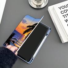 1 件带有夏日海滩主题印花的平板电脑保护套，带笔架的平板电脑保护套适用于 iPad 10.9/10.2/ Air 5th Gen/Pro11/10th/9.7/Air 2/iPad（7th Gen）/ iPad（8th Gen）/ iPad Air 4/5/iPad Pro 11/iPad 10th 代 10.9 英寸 2022 智能保护套/iPad Air 13(M3 2025)/iPad Air 11(M3 2025)/iPad Air 11(M3 2025)/iPad 11(A16 2025)，自动睡眠/唤醒功能