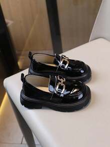 1 Pair Girls Thick Sole Spring Fashion Versatile Shiny Patent Leather Loafers