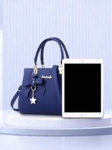 1 件女士纯色手提包，颜色：勃艮第红、安科拉红、波尔多红、宝石红、栗色、深红色、樱桃红、黑色、蓝色、灰色，采用 PU 材质，配有蝴蝶结星星吊坠，适合日常休闲、购物、旅行、商务通勤、书包套装、便携、经典休闲、商务休闲、适合少女、女大学生、白领、大学、适合办公室、小学、送给母亲或长辈的礼物、最佳母亲节女士礼物 - 彩色 - 查看 5