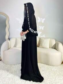 2 piezas de conjunto nuevo de Eid Mubarak que incluyen pañuelo, vestido tradicional árabe Jalabeya con bordado elegante de plumas, bata de moda adecuada para fiestas, ceremonias, vacaciones y uso en casa
