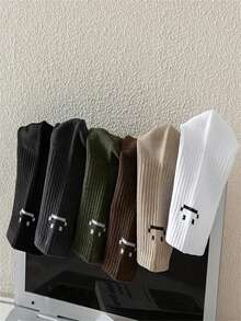 1/2/3/6双简约白面袜，男士夏季运动袜，女士黑色居家地板袜，多色百搭青年运动袜，让你的双脚展现青春活力，非常适合夏季穿着，透气的设计让这款袜子更适合跑步、跳绳、打球等运动穿着，秋季