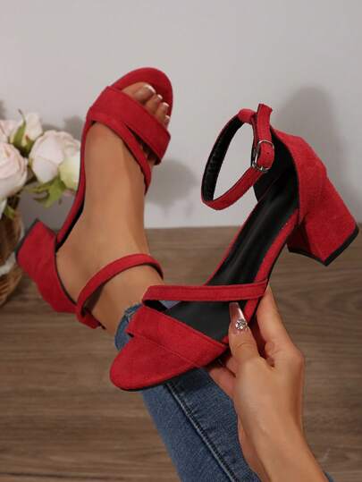 صندل نسائي كعب عالي أحمر، ذو أصابع مفتوحة ومنصة سميكة، متعدد الاستخدامات مع الفساتين في فصل الصيف