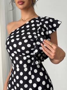 2025 Retro Colorblock Polka Dot Asymmetrical Shoulder Ruffle Sleeve Casual Sheath Dress, Suitable For Commute And Daily Wear - Black - View 4