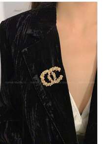 1pc High-End Fashion Luxury Letter Design Pearl Brooch Pin, Suitable For Women Any Occasion