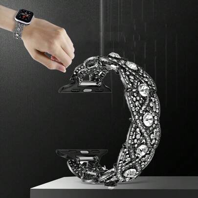 1pc [Stylish Full Rhinestone Twisted Gem Band ] Zinc Alloy Metal Strap Stainless Steel Metal Band Compatible With Apple Watch Series 9/8/7/6/5/4/3/2/1/Ultra 2 & SE - 38mm 40mm 41mm 44mm 45mm 49mm 42mm Sizes, Adjustable Strap Compatible With Apple Watch Band Women (Formal & Sporty) Gift For Birthday, Mother, Family, Friends, Boyfriend, Girlfriend