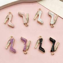 10 pezzi di ciondoli a forma di tacco alto con effetto gocciolato (4 neri + 2 di ciascun altro colore) - perfetti per realizzare collane, bracciali e orecchini.