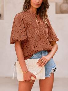 Women's Summer Top Fashion Casual Lantern Short Sleeve V-Neck Button Hollow-Out Lace Embroidery Shirt - 磚紅色 - 查看 5