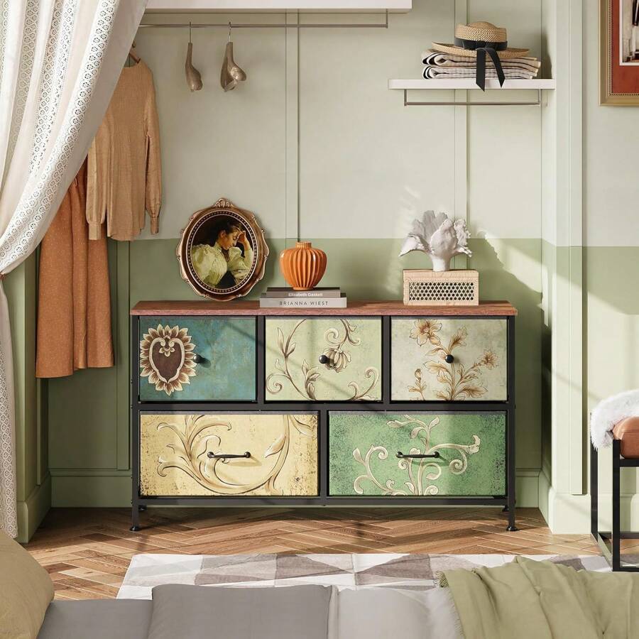 Cómoda con 5 cajones de tela