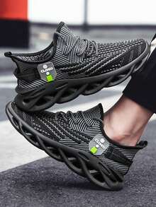 Zapatillas casuales para hombres de la marca CLOHOO, nuevos zapatos deportivos transpirables, con suela en forma de cuchilla, ligeros para correr, que absorben impactos, resistentes a los olores, para gimnasio - Negro - Ver 4