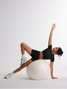 TCVC 2 Pieces Women Seamless Sportswear Set, Black Round Neck Short Sleeve + High Waist Shorts, Opaque, Highly Elastic, Form-Fitting Design For Running, Yoga, Fitness, Outdoor Activities, Casual Daily Wear - Black - View 8