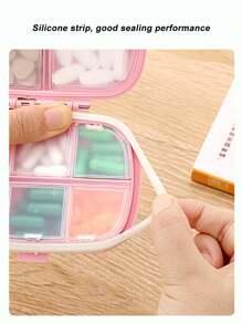1 pezzo Scatola portapillole personalizzata con stampa a mucca e nome, in plastica, moderna e portatile per il viaggio, contenitore sigillato per pillole con grande capacità, anche per gioielli