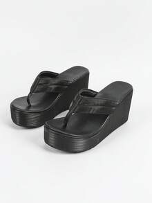 女士厚底坡跟凉鞋，圆头，黑色人字拖，时尚厚底休闲度假鞋，百搭大码黑色坡跟凉鞋