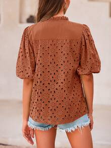 Women's Summer Top Fashion Casual Lantern Short Sleeve V-Neck Button Hollow-Out Lace Embroidery Shirt - 磚紅色 - 查看 2