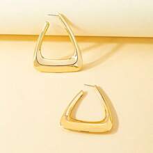 1 par de brincos triangulares geométricos exagerados vintage, adequados para uso diário feminino, estilo europeu e americano