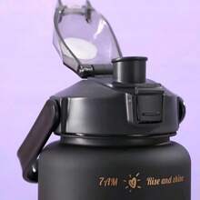 Ensemble de bouteilles d'eau de motivation 3 en 1 - Multi-design, 2 L + 900 ml + 300 ml | Bouteille d'eau Sipper pour adultes | Bouteilles d'hydratation anti-fuites avec marqueur de temps inspirant pour salle de sport, bureau et voyage, BOUTEILLE DE MOTIVATION 3 PIÈCES avec tasse à mesurer Bouteille de motivation pour l'eau.