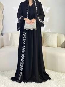 2 piezas de conjunto nuevo de Eid Mubarak que incluyen pañuelo, vestido tradicional árabe Jalabeya con bordado elegante de plumas, bata de moda adecuada para fiestas, ceremonias, vacaciones y uso en casa