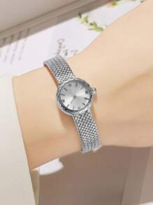 1 Stück Damen Armbanduhr im Vintage-Stil mit goldenem Messingzifferblatt, Weizenkettenarmband, Quarz ohne Sekundenzeiger, zum täglichen Tragen/für den Arbeitsweg