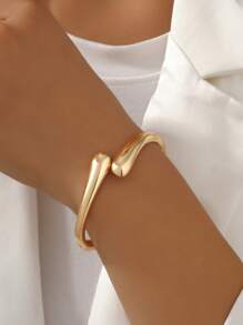 1 Set/1 pieza Elegante y delicado brazalete metálico de onda dorada con forma de gota de agua, de moda y elegante, adecuado para la calle, viajes, actividades en equipo, fotografía callejera, eventos formales, regalo de graduación