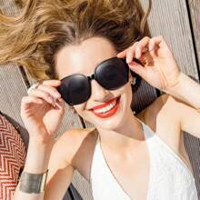1pc New Stylish Clip-On Fashion Glasses For Prescription Glasses, Women Anti-Glare Driving Eyewear For Summer Beach Vacation,Outdoor,Travel Shades Casual Style Oversized Square Frame For Going Out Outfit,Back To School