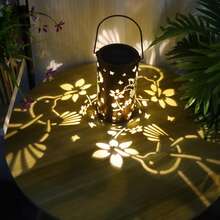 1 件太阳能铁灯笼，采用镂空设计 - 适用于花园、露台、阳台和草坪的多功能户外装饰 - 节能、安装简便、节日装饰 - 彩色 - 查看 4