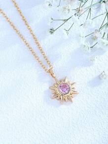 Collier en cuivre plaqué or rose 18 carats avec pendentif soleil en zircone artificielle, bijou à la mode pour femme, idéal au quotidien, idéal pour la fête des mères, la Saint-Valentin ou un anniversaire.
