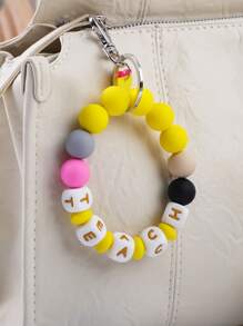1 Stück bunter perlenbesetzter "TEACH" Buchstabe Silber Schlüsselanhänger, niedlicher kleiner Herz Acryl Anhänger Armband, Rucksack Hängeornament, Geschenk für Lehrer und Studenten Auto Accessoires Taschenbaumler