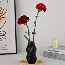 1pc,A Simple White Resin Vase In Nordic Style, Commonly Used As A Decorative Vase In Gardens Throughout The Four Seasons. A Decorative Bottle With Minimalist Life Lines. A Statue With Soft Lines Suitable For Placement On The Bedside, Balcony, In The Garden Or Kitchen. A Warm And Retro Statue For The Kitchen Dining Table.