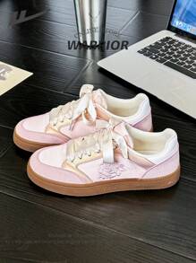 WARRIOR Serie de Guerreros: Regalo del Día de San Valentín - 1 par de zapatillas de running nuevas para mujer 2025, con cordones frontales de corte bajo, color rosa, diseño bordado de seda, planas, aptas para correr al aire libre y deportes, cómodas para el pie, adecuadas para todas las estaciones