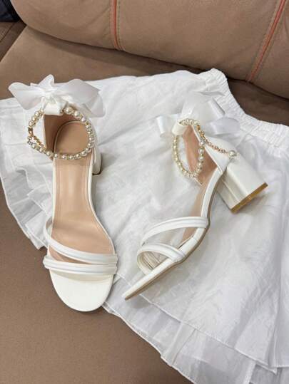 Nuevos tacones altos de tacón grueso para adolescentes, zapatos de vestir de moda elegantes y versátiles de tacón medio para niñas