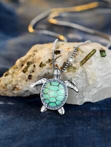Tsnamer 1 Vintage And Cute Turtle Pendant Necklace, Adorned With Green Enamel And Cubic Zirconia, Perfect For Women And Girls, In A Stylish Nautical Style - Turtle - View 4