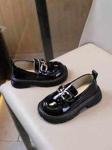 1 Pair Girls Thick Sole Spring Fashion Versatile Shiny Patent Leather Loafers