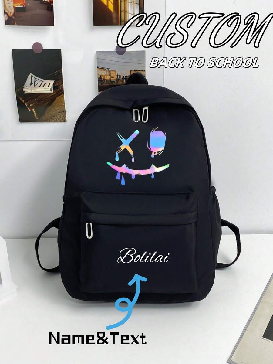定制专属背包，印上个性化姓名或节日祝福。定制您的专属背包。全新开学季背包，男女学生皆宜，采用尼龙拉链设计，休闲百搭，适合大学生、初中生和小学生。您可以印上姓名、字母、幸运数字等。