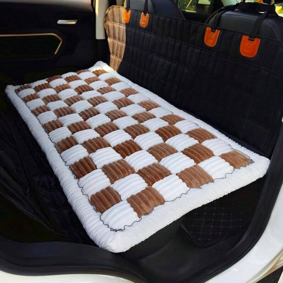 ZD-Accessories Backseat Pet Bed, Truck Plaid Dog Bed Car Back, Deluxe Dog Covers, Non-Slip Travel Pet, Fit Backseat Extenders And Trucks SUVs (, 24.8x54 Inch) Stuff - 棕色和白色 - 查看 1