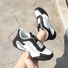 Tênis Esportivos de Malha Respirável Masculinos, Sapatos Casuais Leves para Corrida, Decoração com Botão Giratório, Tênis Chunky de Alto Padrão