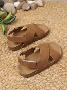 1 Pair Children's Comfortable Soft-Sole Criss-Cross Design Hook And Loop Open Toe Retro Fashion Sandals, Suitable For Summer