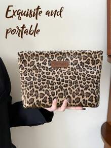1PC Sturdy Leopard Print Cotton Hexagon Pouch - Structured Geometric Design & Smooth Zipper Travel Toiletry Organizer | Women's Accessories Storage | Geometric Cosmetic Case | Small Essentials Holder | Zipper Closure | Boho Chic Style | Fabric | Waterproof Lining | Minimalist Design | Gym Toiletries Bag