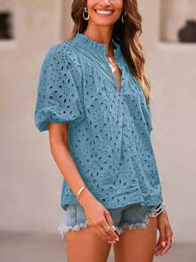Women's Summer Top Fashion Casual Lantern Short Sleeve V-Neck Button Hollow-Out Lace Embroidery Shirt - 灰藍 - 查看 5