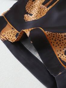 Conjunto de pijama de shorts y blusa de manga corta con estampado de leopardo para mujer