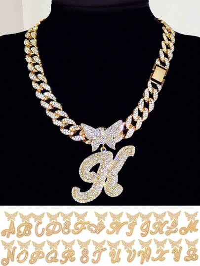 Collar con inicial de mariposa de la A a la Z para mujer, cadena cubana con efecto brillante 'iced out', colgante de letras de joyería con eslabones 'hiphop'
