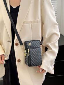 Fashionable Personalized Small Messenger Bag For Men, Hong Kong Stylish Crossbody Shoulder Bag Essential For Men, Business Bag