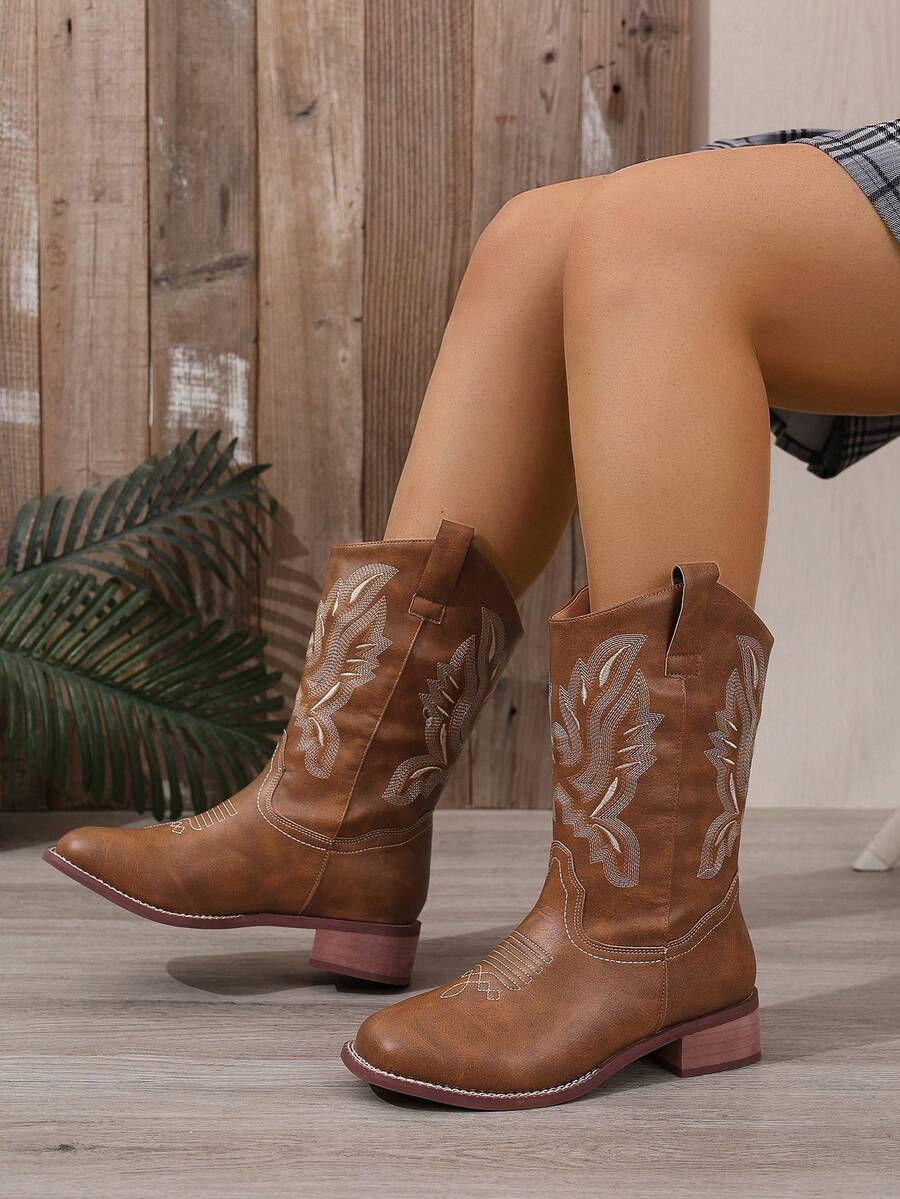 Women's Thick Sole Embroidered Brown Western Ankle Boots, Paired With Sweater Square Toe Mid-Calf Fashion Cowboy Boots, New Autumn/Winter Short Riding Boots Wide Fit