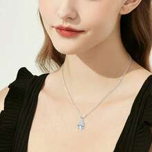 LOVESSOM Collier pendentif en argent sterling S925 avec moissanite, collier en forme de larme, collier en diamant de luxe élégant pour femme, cadeau de bijoux, convient pour les mariages, les banquets, Noël, Halloween, les anniversaires, cadeaux d'anniversaire
