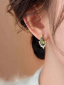 1 Pair Elegant Olive Green Classic Style French Earrings, Vintage High-End Elegant Ear Jewelry