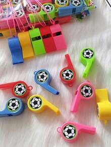 Bộ 24/12/1 chiếc rồng bơm hơi màu ngẫu nhiên dùng làm đạo cụ cổ vũ và còi trọng tài, còi tiệc chủ đề bóng đá, bộ đồ chơi thể thao chủ đề bóng đá, còi trọng tài bóng đá, thích hợp cho tiệc sinh nhật hoặc trận đấu bóng đá, cũng có thể được sử dụng cho tiệc sinh nhật, đám cưới, biểu diễn cổ vũ, làm quà tặng, quà lưu niệm, trang trí Halloween, đồ dùng tiệc Halloween, trang trí Giáng sinh, đồ dùng tiệc Giáng sinh. - Nhiều màu - Xem 2