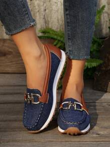 Women's Lychee Grain Embossed Metal Chain Decor Round Toe Soft Bottom Sneakers, Suitable For Sports And Daily Driving, All Season, Black Casual Flat Sports Shoes