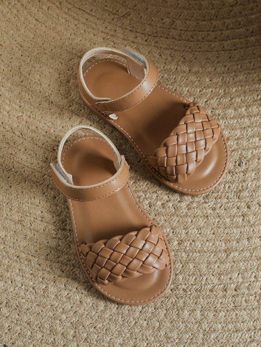 Girls Fashion Braided Soft Bottom Sandals, Spring/Summer - Brown - View 1