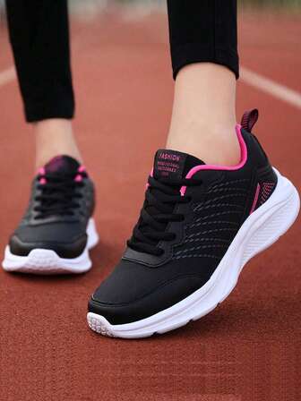 1 双女式运动休闲黑色轻便舒适防滑跑步鞋，系带皮革防水低帮户外运动鞋，2024 年冬季新品