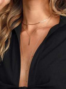 1pc Vintage Chic Minimalist Snake Bone Multi-Layer Pendant Necklace, Versatile For Holiday Party, Dating, Daily Wear - Yellow Gold - View 3